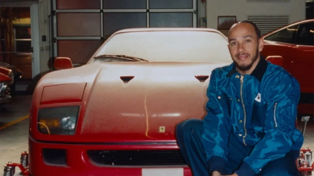 Lewis Hamilton'ın 30 yıldır garajda bekleyen Ferrari F40'ı Maranello'da restore edildi
