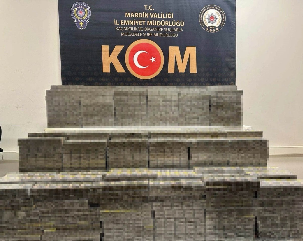 Mardin Artuklu\'da kaçakçılık operasyonunda araçta 7 bin 500 paket sigara ele geçirildi