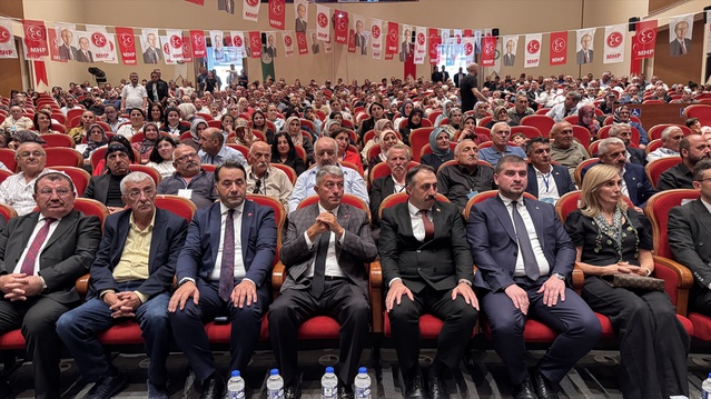 MHP Artvin İl Kongresi'nde Kılınç yeniden il başkanı seçildi