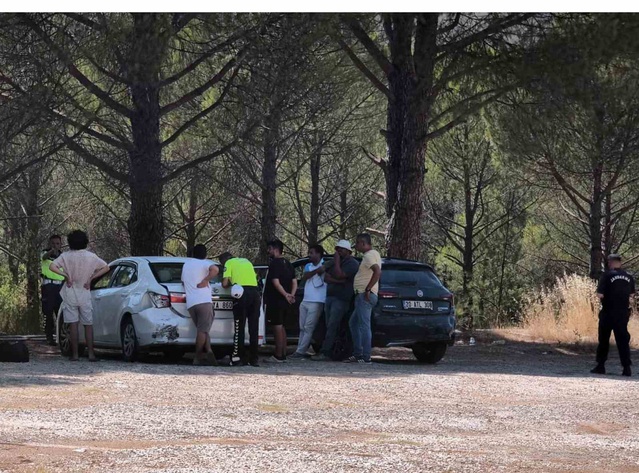 Muğla'da zincirleme kazada yol kapandı, araçlar uzun kuyruk oluşturdu