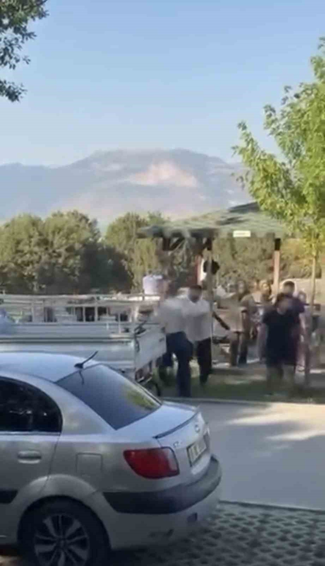 Bursa Cumalıkızık Parkı'nda iki aile arasında çıkan kavga paniğe neden oldu