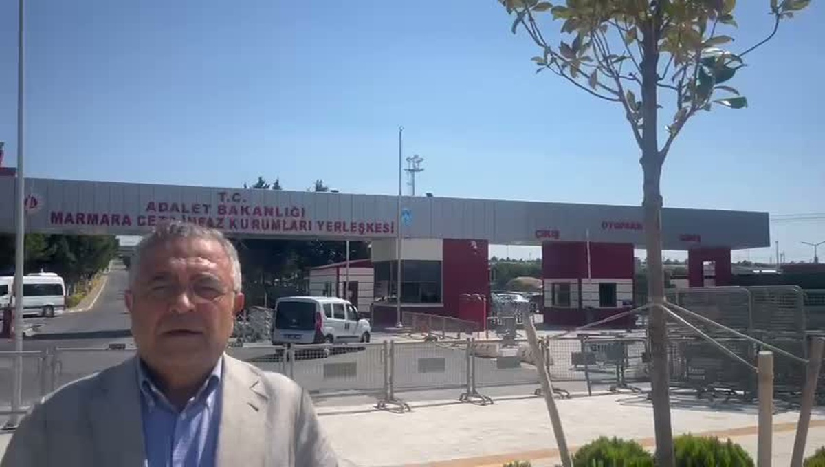 Sezgin Tanrıkulu: Silivri\'de tutuklular 3-4 saat uykuyla duruşmaya getiriliyor