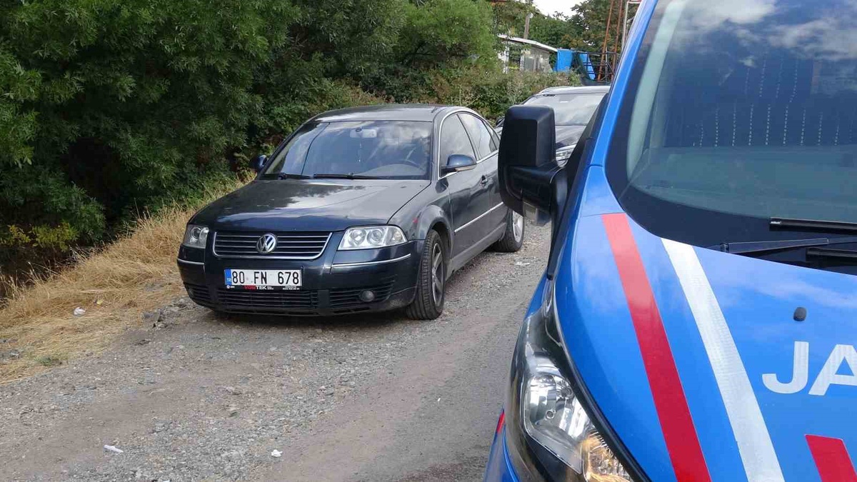 Malatya\'da yoldan karşıya geçen sürücüye otomobil çarptı, 55 yaşındaki kişi hayatını kaybetti