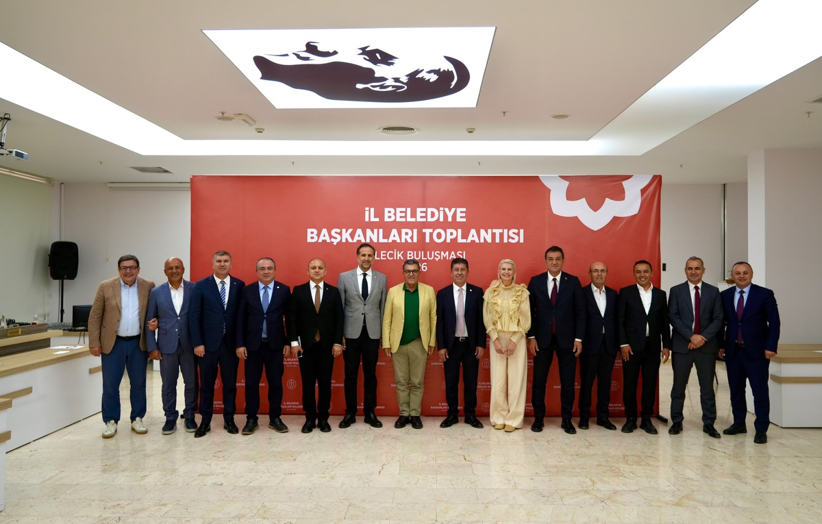 YENİ Parti il belediye başkanları ilk toplantısı için Bilecik\'te buluştu