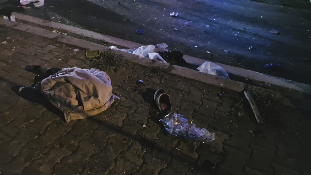 Düzce Akçakoca\'da TIR patpata çarptı; kazada 4 kişi öldü, 9 kişi yaralandı