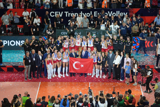 Avrupa basını Filenin Sultanları'nı konuşuyor! İtalya zaferini böyle gördüler
