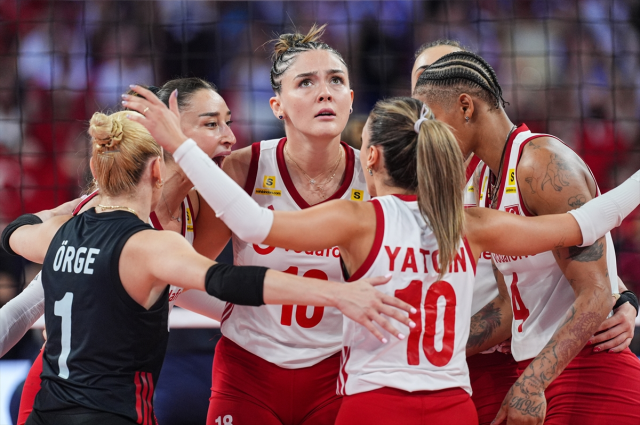 Avrupa basını Filenin Sultanları'nı konuşuyor! İtalya zaferini böyle gördüler