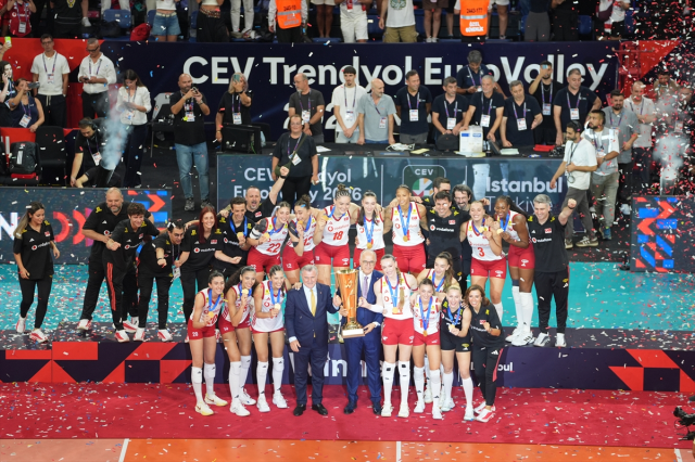 Avrupa basını Filenin Sultanları'nı konuşuyor! İtalya zaferini böyle gördüler