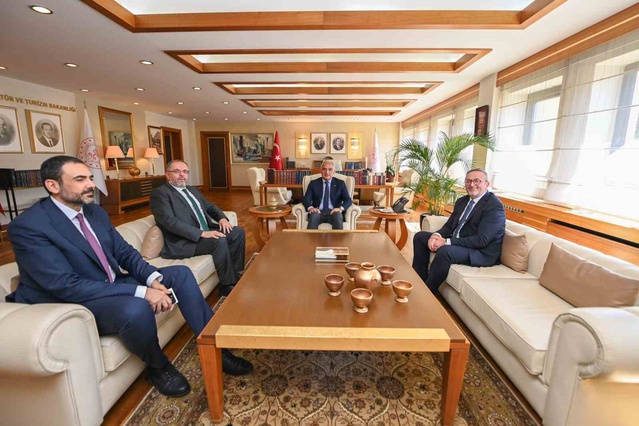 Bakan Ersoy, MSÜ Rektörü Afyoncu ile kültürel miras çalışmalarını görüştü