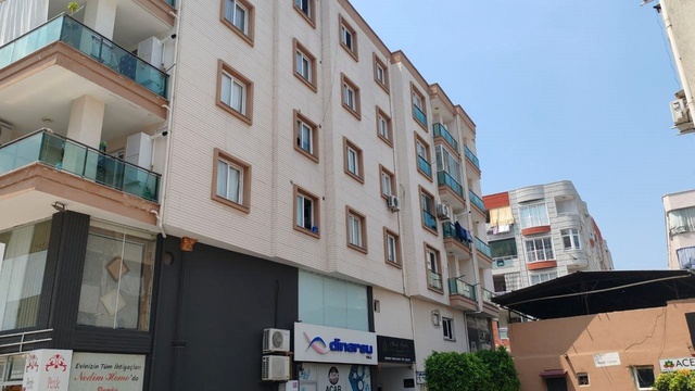 Kendi ölümünü kayıt altına almış