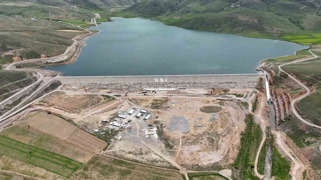 Kırklartepe Barajı sulama inşaatı 57 bin 700 dekar araziyi sulayacak