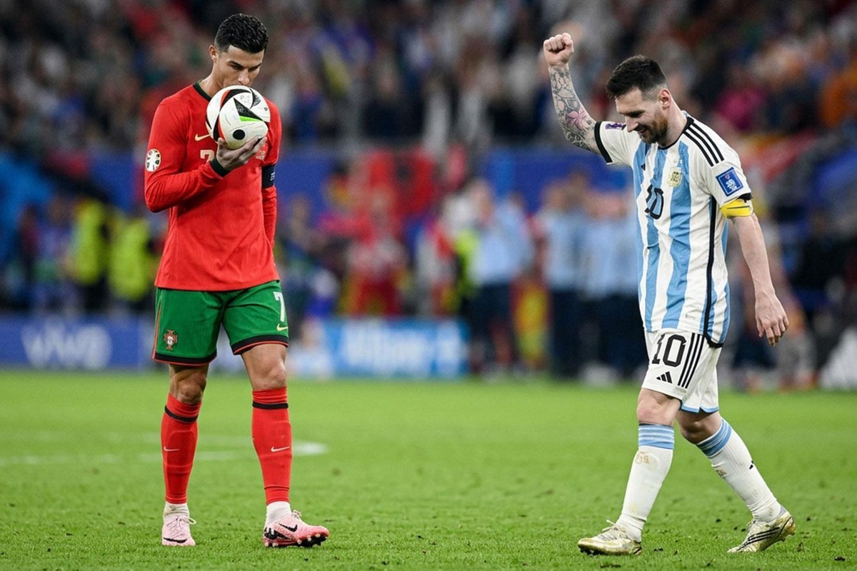 Bir Ilk Cristiano Ronaldo Ve Messi Ayn Tak mda Oynayacak Son Dakika Bir Ilk Cristiano Ronaldo Ve Messi Ayn Tak mda Oynayacak Son Dakika