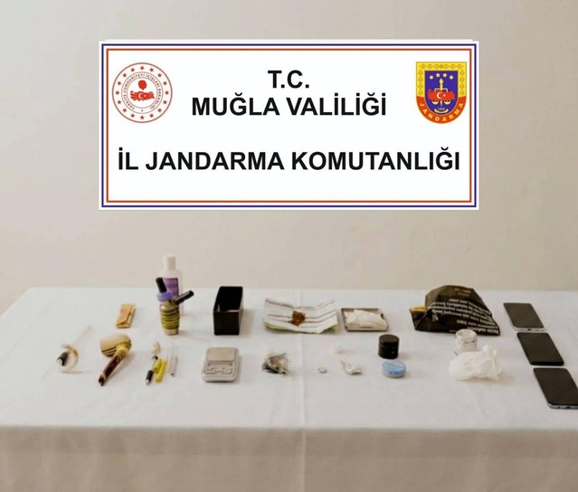 Bodrum'daki uyuşturucu operasyonunda aralarında eski avukatın da olduğu 3 şüpheli tutuklandı