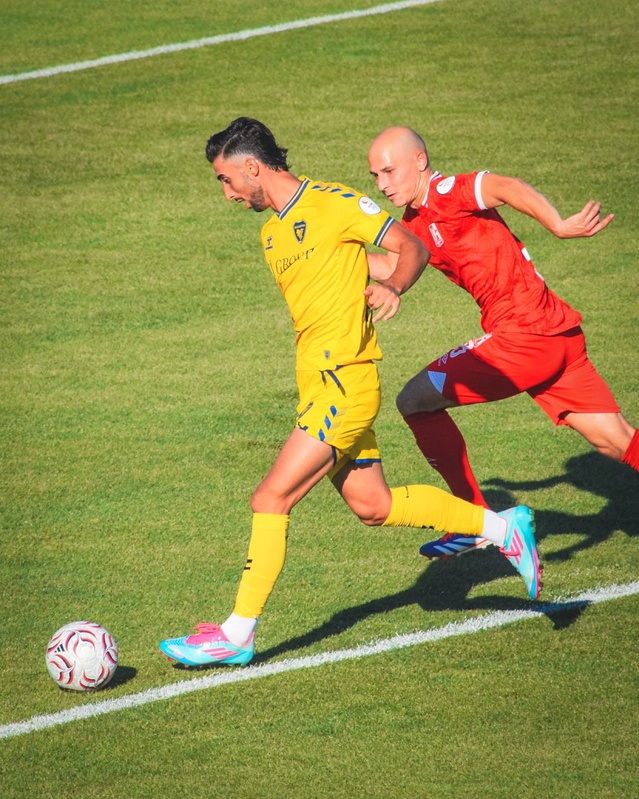 Transfer yasağıyla yeni sezona giren Bucaspor 1928, Balıkesirspor'a 4-1 mağlup oldu