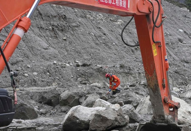 Gyirong'daki heyelanda can kaybı 43'e çıktı, 519 kişiden haber alınamıyor