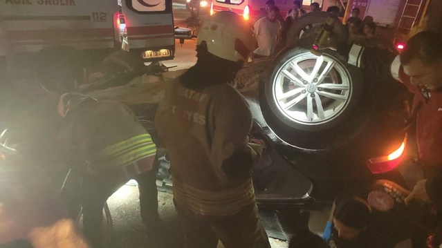 Hatay Defne'de kontrolden çıkan otomobil takla attı, sürücü yaralandı
