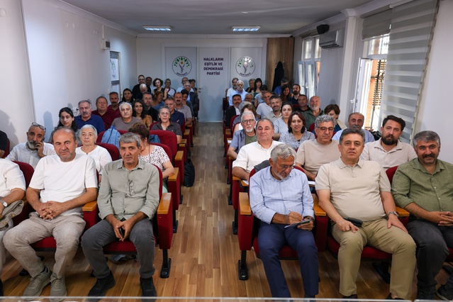 DEM Parti'de yeni MYK üyeleri belirlendi ve 23 isim listede yer aldı