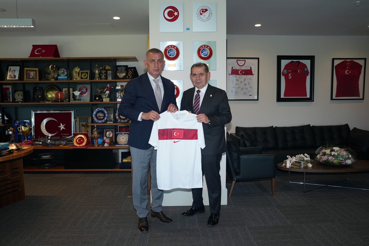 Dursun Özbek\'ten, TFF Başkanı Hacıosmanoğlu\'na ziyaret