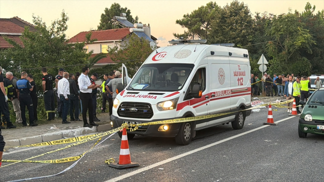 Düzce'de tır ile fındık işçilerini taşıyan araç çarpıştı: Çok sayıda ölü ve yaralı var
