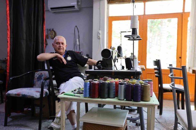Aydın'da 71 yaşındaki Ali Dayıoğlu emeklilikten sonra yeniden dükkan açtı