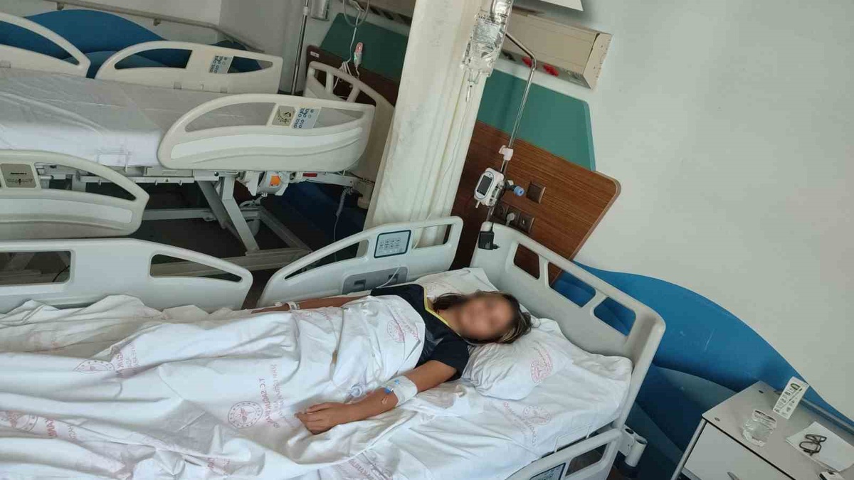 KKTC gemi faciasından kurtulan Kaya ailesi, kızlarının 4 kaburgasının kırık olduğunu açıkladı