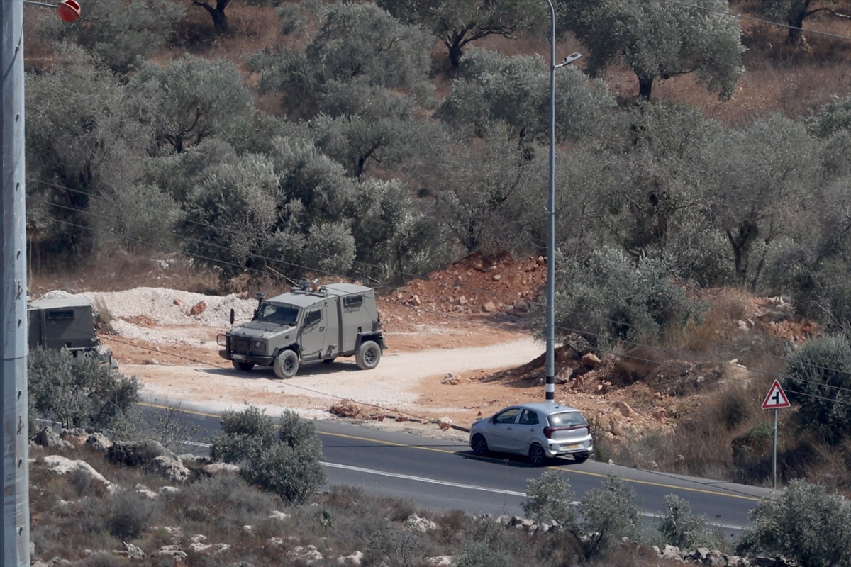 Nablus\'ta Filistinli, İsrailliyi bıçakla yaraladıktan sonra öldürüldü