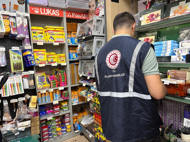 İstanbul'da kırtasiye denetiminde 251 üründe fiyat uyuşmazlığı tespit edildi