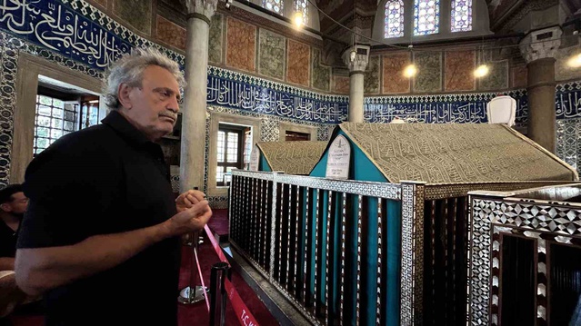 Kanuni Sultan Süleyman, vefatının 460. yılında İstanbul'daki kabri başında dualarla anıldı