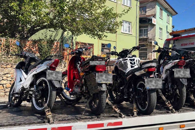 Kastamonu'daki trafik denetiminde 33 sürücü ve 223 araca para cezası kesildi