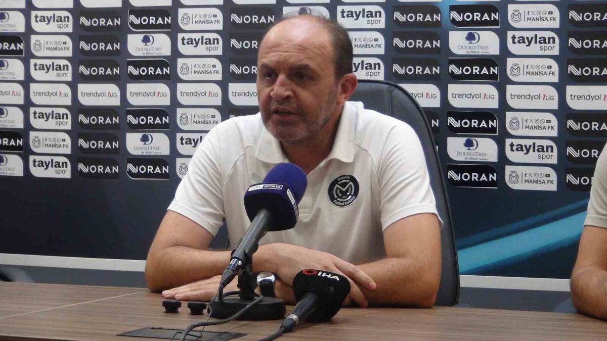 Manisa FK Teknik Direktörü Coşkun: Son dakikalarda yediğimiz golle maçı kaybettik, üzgünüz