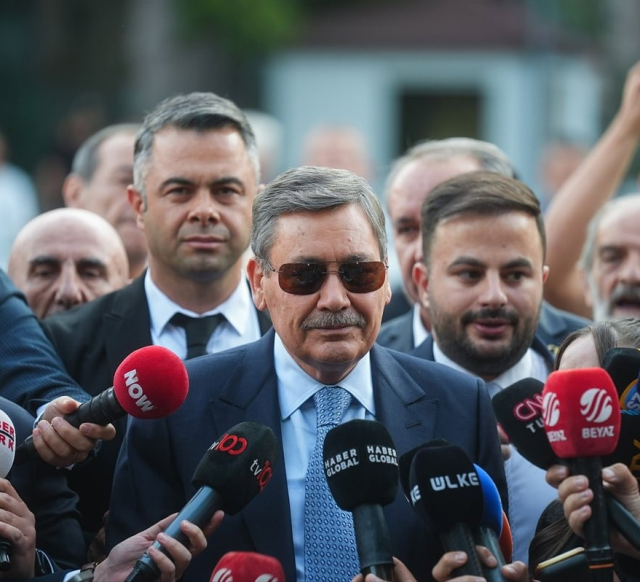 Melih Gökçek