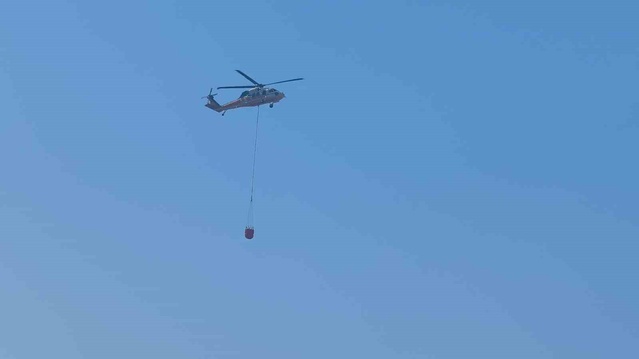 Muğla'da orman yangını için 15 helikopter ve 7 uçakla hava müdahalesi sürüyor