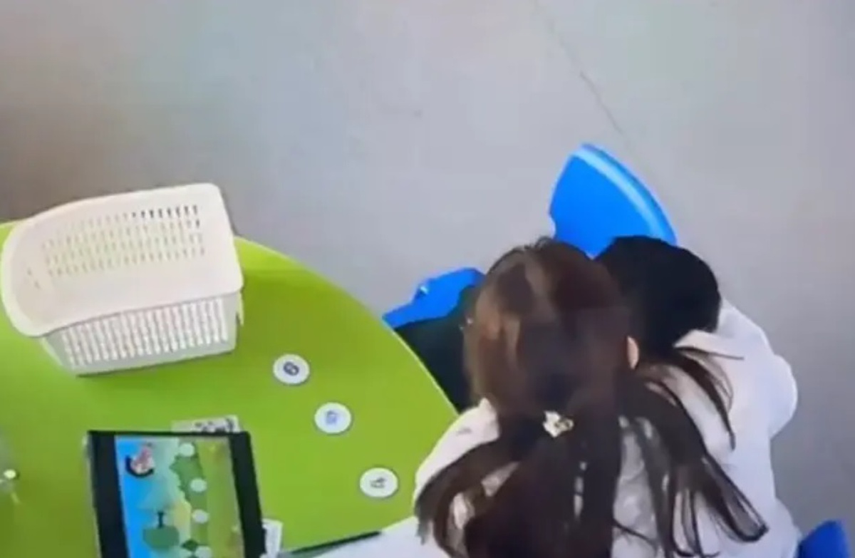 Otizmli çocuğu darbettiği iddiasıyla yargılanan eğitmene anne S.Y.’den en ağır ceza talebi