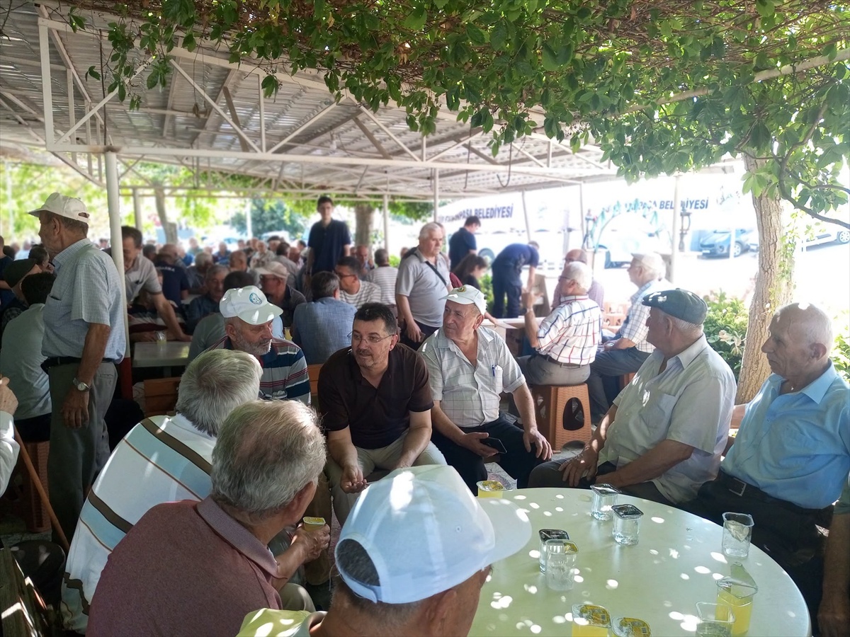 Tekirdağ\'da Tarım Müdürü Aksoy, Nusratlı\'daki çiftçilerle buluştu