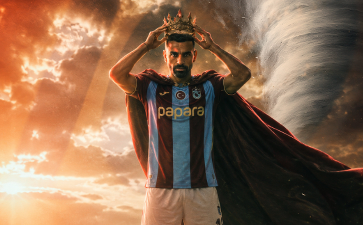 Trabzonspor sahasında Gençlerbirliği'ni 5-0 yenerken Onuachu iki gol attı