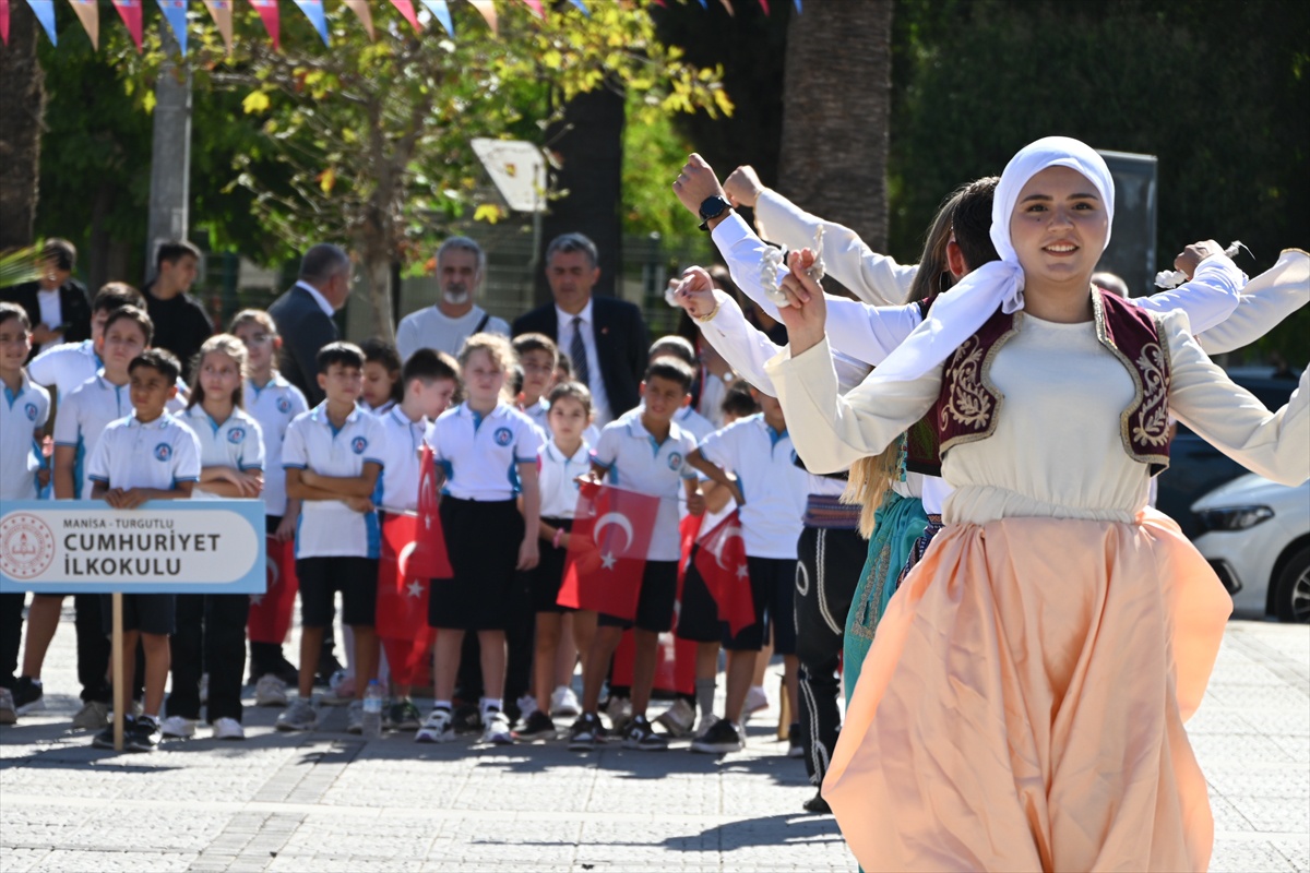 Turgutlu\'nun Kurtuluşunun 104. Yılı Coşkuyla Kutlandı