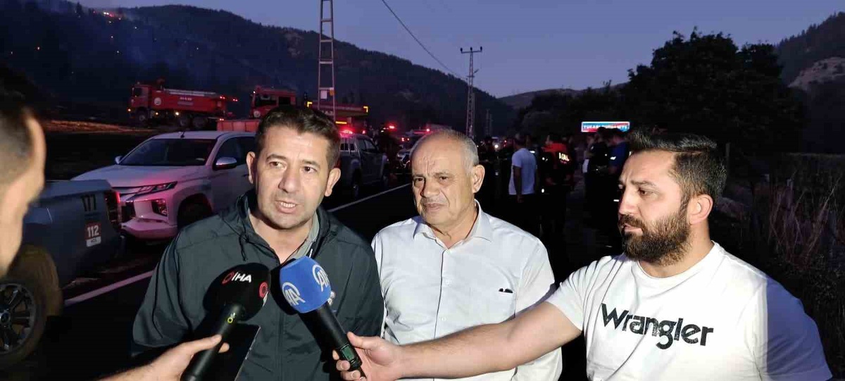 Kayseri Yahyalı\'da orman yangını kontrol altına alındı, ekipler soğutma çalışması yürütüyor