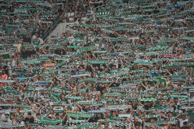 Adım adım değil, koşarak Süper Lig'e geliyorlar