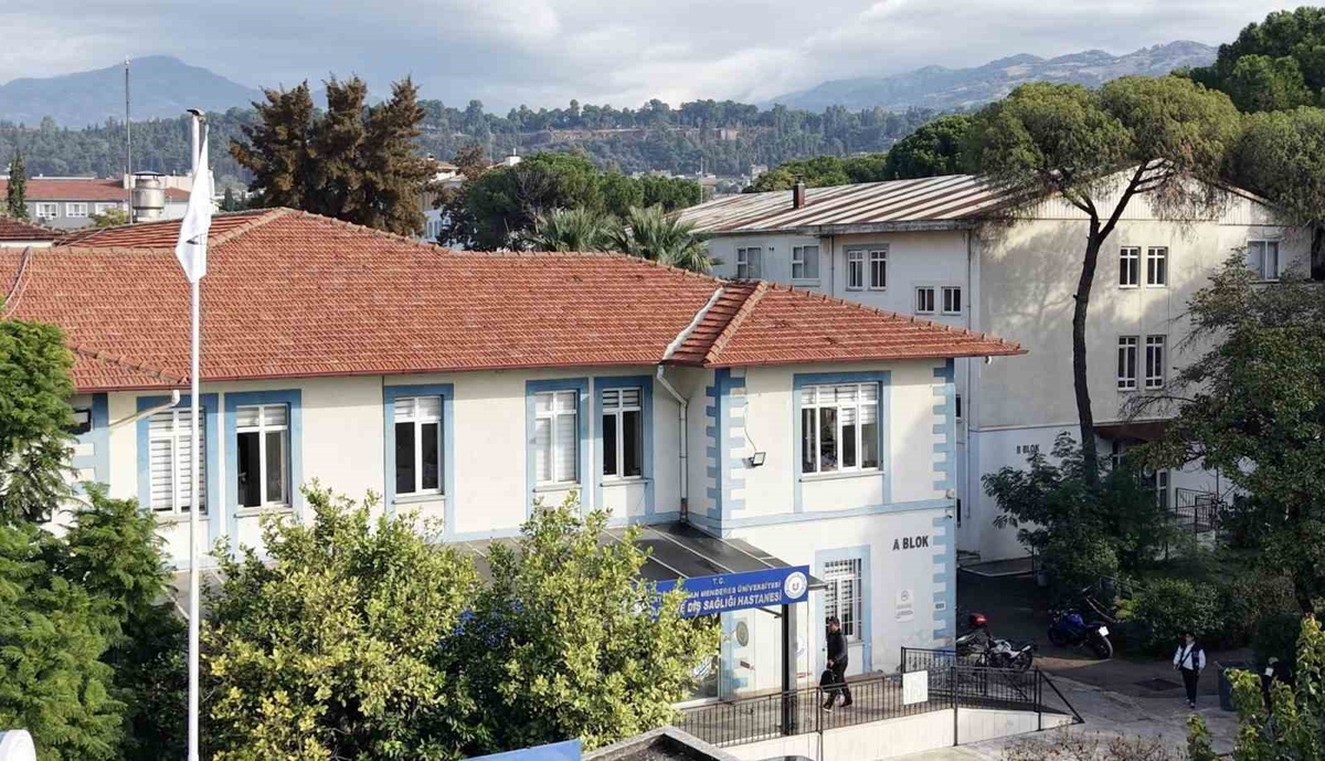 ADÜ Diş Hekimliği Fakültesi 2025\'te 119 öğrencisini mezun etti