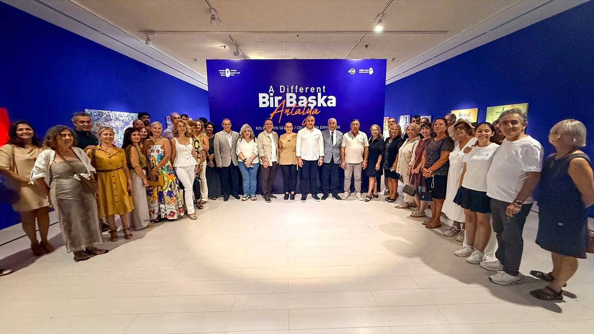 Antalya\'nın tarihsel ve kültürel değerleri 76 farklı eserle sergilendi