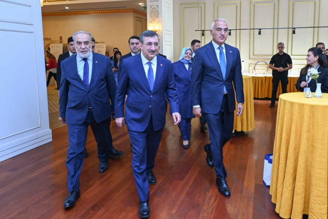 Bakan Ersoy'dan Gazze çağrısı: Müslüman diasporaların Filistin mücadelesini dünyaya anlatmada kritik rolü var