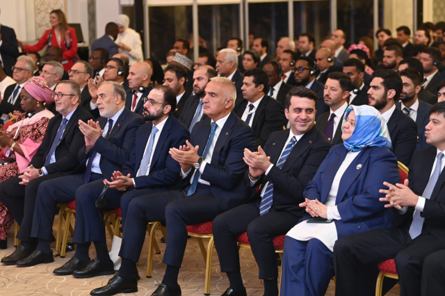 Bakan Ersoy'dan <a class='keyword-sd' href='/gazze/' title='Gazze'>Gazze</a> çağrısı: Müslüman diasporaların <a class='keyword-sd' href='/filistin/' title='Filistin'>Filistin</a> mücadelesini dünyaya anlatmada kritik rolü var