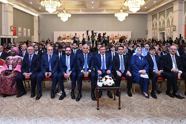 Bakan Ersoy'dan Gazze çağrısı: Müslüman Diasporaların Filistin mücadelesini dünyaya anlatmada kritik rolü var