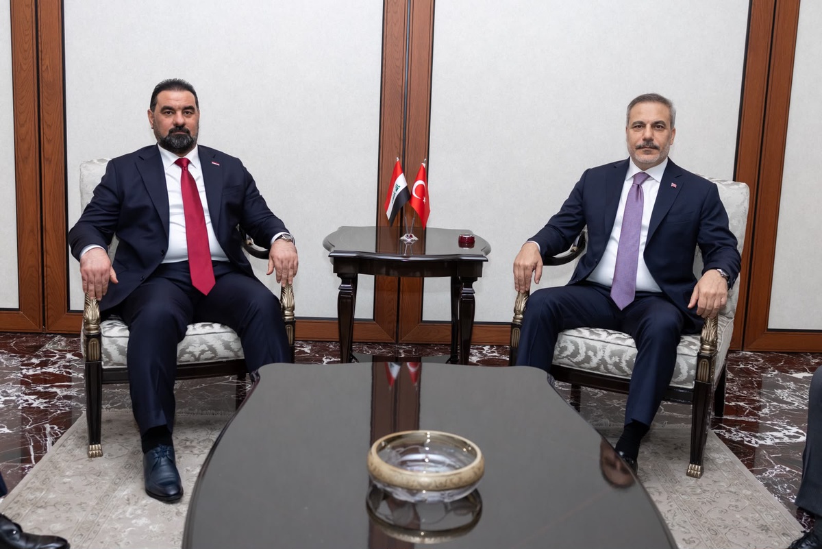 Dışişleri Bakanı Fidan, KKTC Başbakanı Üstel ve Iraklı mevkidaşı Halbusi ile Ankara\'da görüştü