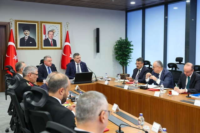İki bakan yurt güvenliği için toplandı, 81 ile risk analizi ve denetim talimatı verildi