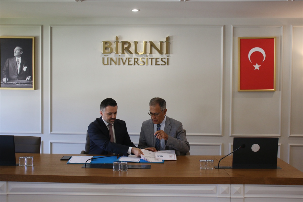 Biruni Üniversitesi, koruma altındaki çocuklara eğitim desteği için protokol imzaladı