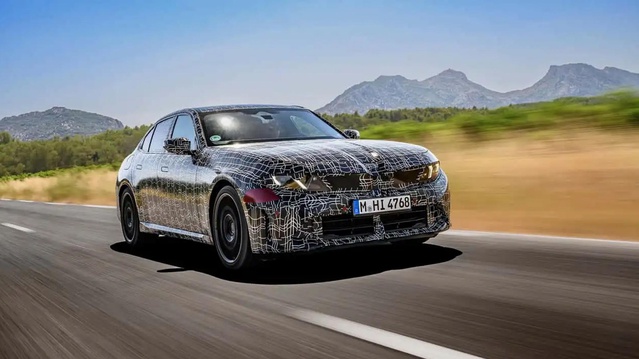 BMW M350 xDrive tanıtıldı, 443 beygir güç üretiyor