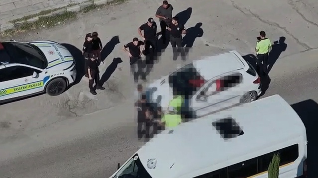 Kırıkkale'de dronlu denetimde yolcuyla yer değiştiren ehliyetsiz sürücüye 200 bin lira ceza
