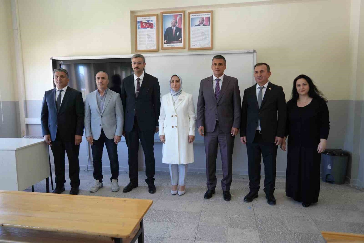 Denetimli serbestlik yükümlüleri okulları yeni eğitim yılına hazırladı