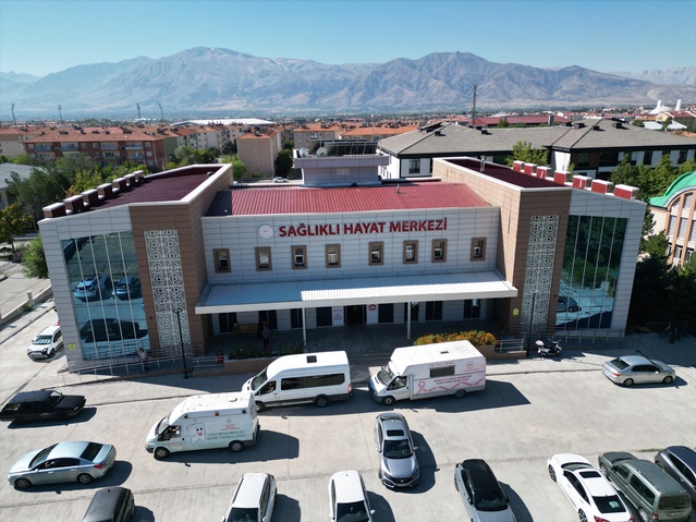 Erzincan'da köylere ulaşan sağlık ekipleri bir ayda 6 kişide kanseri erken teşhis etti